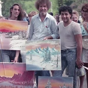 Fotoğraf Bob Ross: Küçük Mutlu Ağaçların Arasında Gizlenen İhanet ve Hırs
