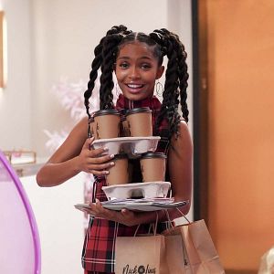 Fotoğraf Yara Shahidi