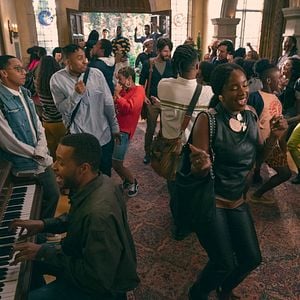 Fotoğraf Ashley Blaine Featherson