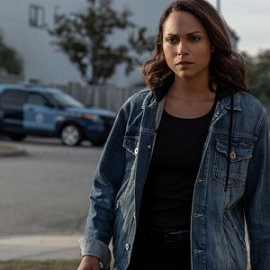 Fotoğraf Monica Raymund