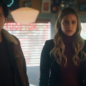 Fotoğraf Cole Sprouse