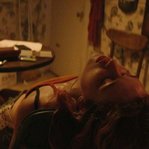 Fotoğraf Alice Englert