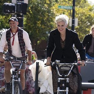 Fotoğraf Love, Weddings & Other Disasters