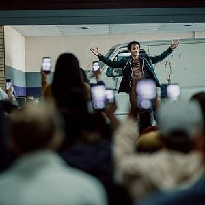 Fotoğraf Koş Saklan Dövüş