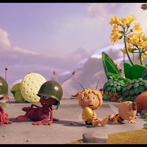 Fotoğraf Arı Maya 3: Altın Küre