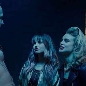 Fotoğraf Gecenin Dişleri