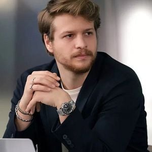 Fotoğraf Aşk Mantık İntikam