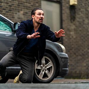 Fotoğraf Henry Lloyd-Hughes