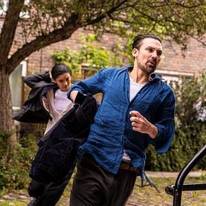 Fotoğraf Henry Lloyd-Hughes