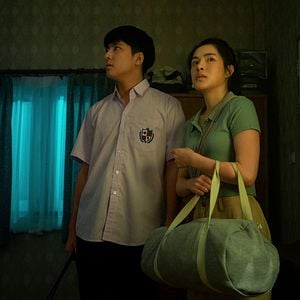 Fotoğraf The Whole Truth