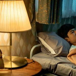 Fotoğraf The Whole Truth