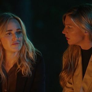 Fotoğraf Jes Macallan