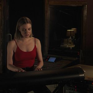 Fotoğraf Bloodthirsty