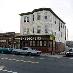 Fotoğraf The Tender Bar