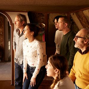 Fotoğraf Barnaby Metschurat