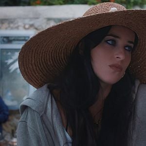 Fotoğraf Karanlık Kız