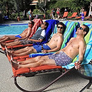 Fotoğraf We Are Men