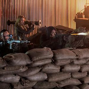 Fotoğraf Falling Skies