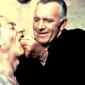 Fotoğraf Bin Dokuz Yüz Seksen Dört