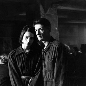 Fotoğraf Bin Dokuz Yüz Seksen Dört