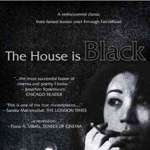 Fotoğraf The House Is Black