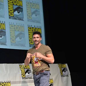 Fotoğraf Kaptan Amerika: Kış Askeri