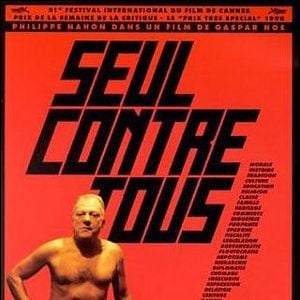 Fotoğraf Herkese Karşı Tek Başına