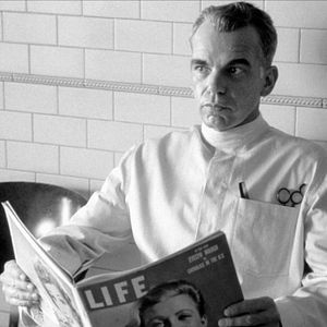 Fotoğraf Orada Olmayan Adam