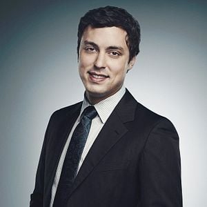 Fotoğraf John Francis Daley