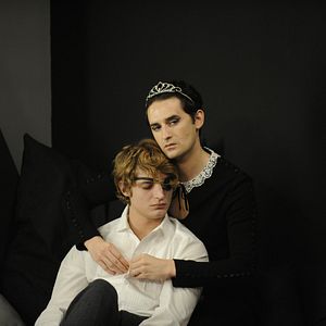 Fotoğraf Les rencontres d'après minuit