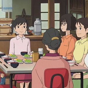 Fotoğraf Tepedeki Ev