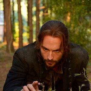 Fotoğraf Tom Mison