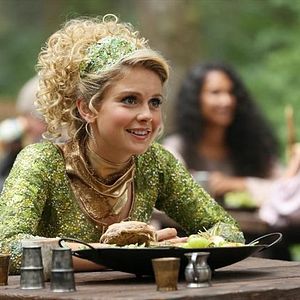 Fotoğraf Rose McIver