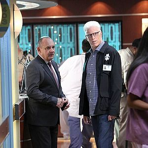 Fotoğraf Paul Guilfoyle (II)