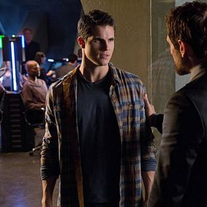 Fotoğraf Robbie Amell