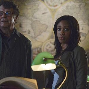 Fotoğraf John Noble