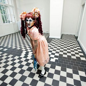 Fotoğraf One Zero One - Die Geschichte von Cybersissy & BayBjane