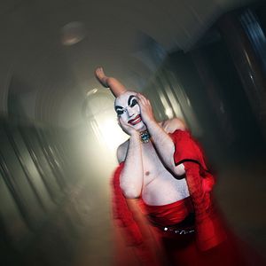 Fotoğraf One Zero One - Die Geschichte von Cybersissy & BayBjane