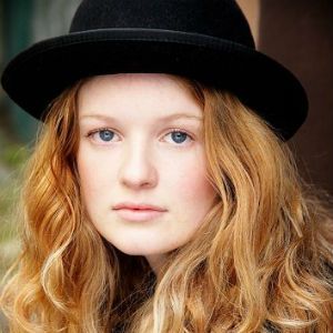 Fotoğraf Meegan Warner