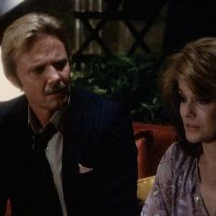 Fotoğraf Lookin' to Get Out