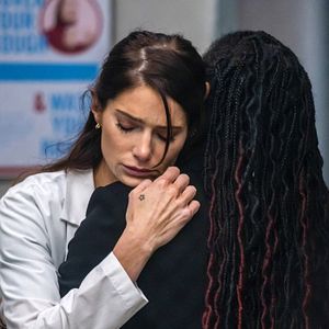 Fotoğraf Janet Montgomery