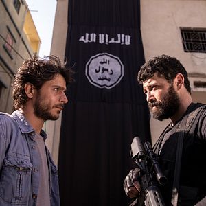 Fotoğraf Broken Keys