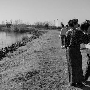Fotoğraf Yaşamaya Bak