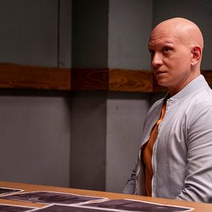 Fotoğraf Anthony Carrigan