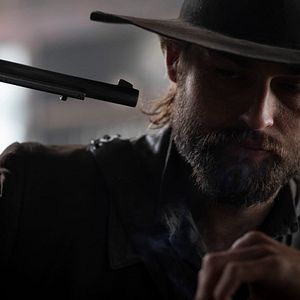 Fotoğraf Douglas Booth