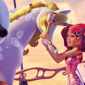 Fotoğraf Mia ve Ben Centopia'nın Kahramanı