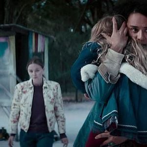 Fotoğraf Pieces of Her