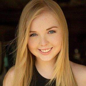 Fotoğraf Skyler M. Day