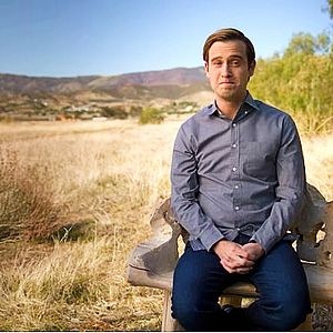 Fotoğraf Life After Death with Tyler Henry
