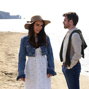 Fotoğraf Üç Kız Kardeş